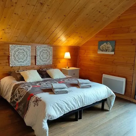 L'eclipse -12p, Vue Au Pied Des Pistes Et Σαλέ *