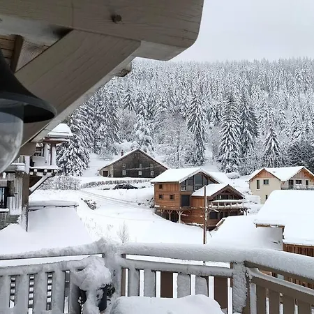 L'eclipse -12p, Vue Au Pied Des Pistes Et Gérardmer