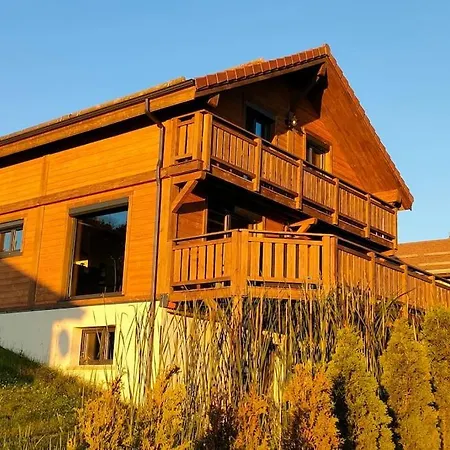 L'eclipse -12p, Vue Au Pied Des Pistes Et Alpstuga