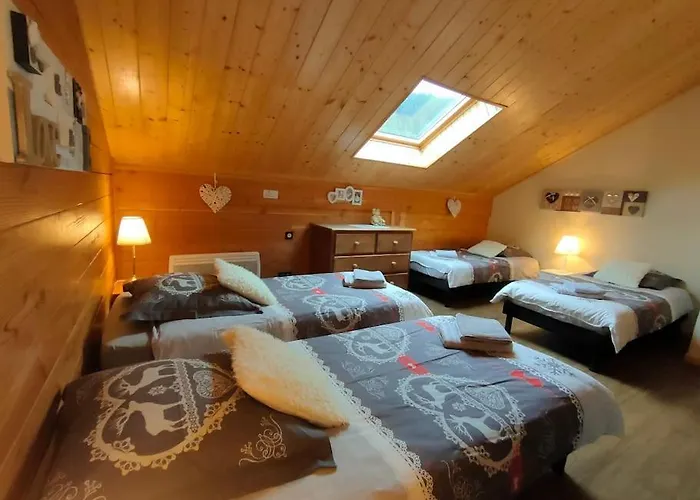 L'eclipse -12p, Vue Au Pied Des Pistes Et Dağ evi