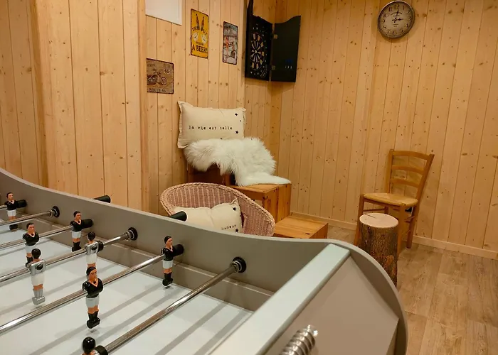 L'eclipse -12p, Vue Au Pied Des Pistes Et Dağ evi *